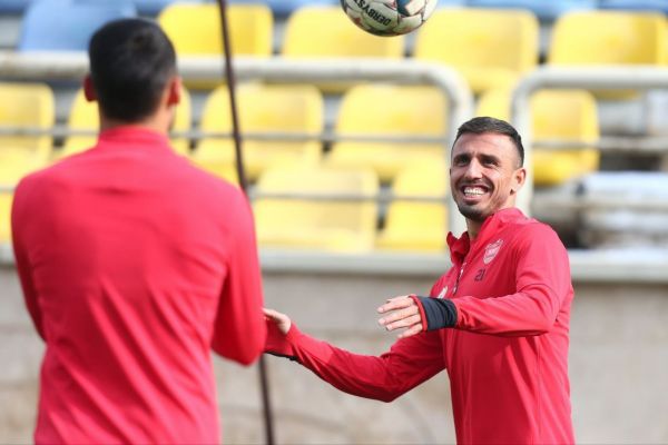 صادقی بعد از 14 هفته به ترکیب اصلی پرسپولیس برمیگردد