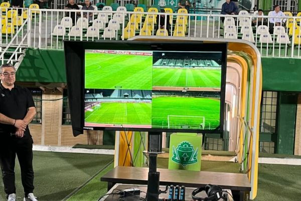 محسن حکیم هفته یازدهم لیگ برتر زیر چتر VAR است