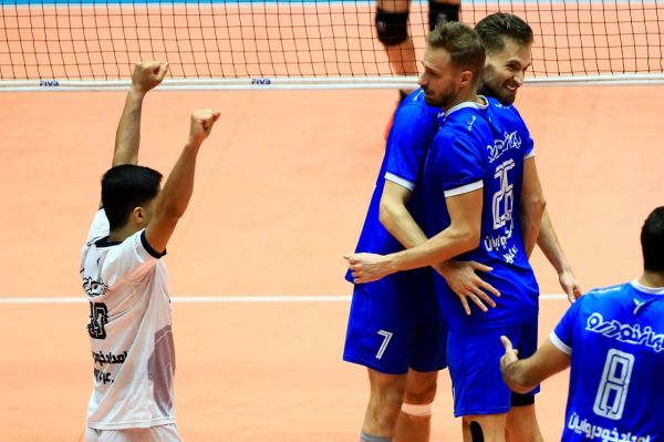 لیگ برتر والیبال پیکان در آزادی شتاب گرفت