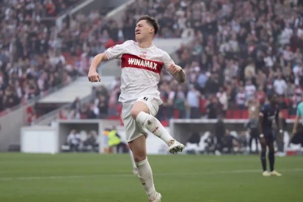 توصیه اسطوره آلمانی به بارسلونا این ستاره را بخرید