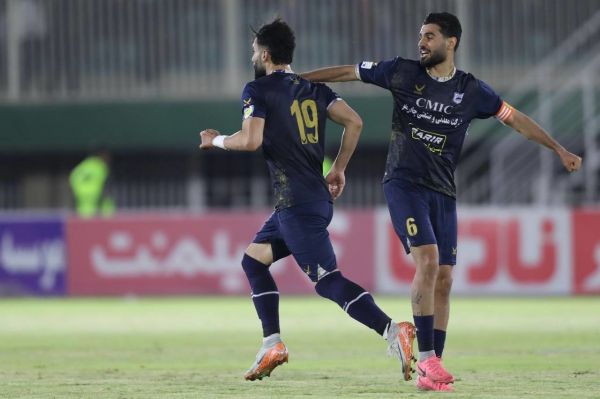 محکومیت تیمهای تراکتور و چادرملو اردکان