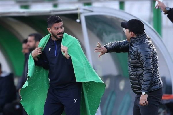 مصلح در نقش مترجم ذوبآهن