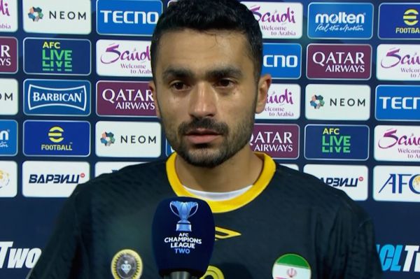 کریمی جای تأسف دارد که نتوانستیم صعود کنیم هیچ چیزی نمیتوان گفت