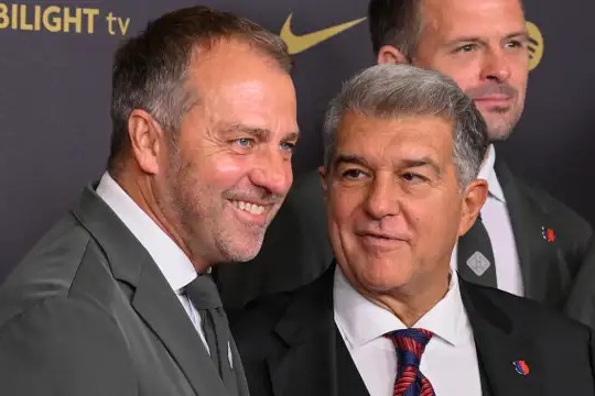 خوشحالی مدیر بارسلونا از عدم تسلط فلیک به زبان کاتالونیایی