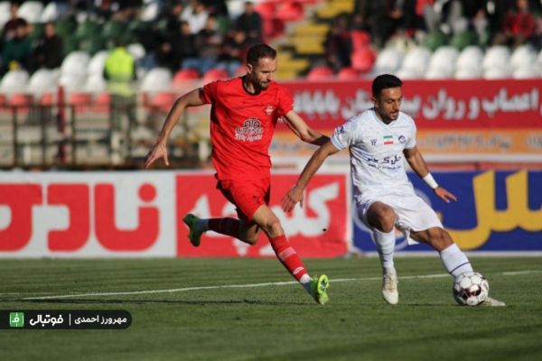 بهترین خط حمله در خانه بهترین خط دفاع؛ تراکتورِ گل بزن و گلگهرِ گل نخور