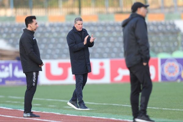  انتقام هواداران استقلال از پرسپولیسی‌ها؛ گاریدو باید بماند