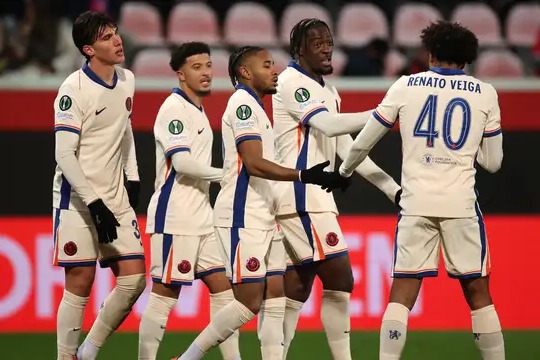 شب یخی در انتظار چلسی؛ باید در دمای منفی یازده درجه بازی کنند