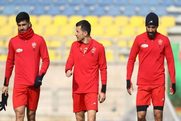 برگزاری تمرین روز جمعه پرسپولیس در هوای آلوده