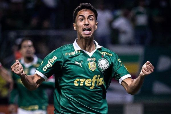  رقابت چهار باشگاه بزرگ اروپایی برای جذب پدیده خط دفاعی پالمیراس