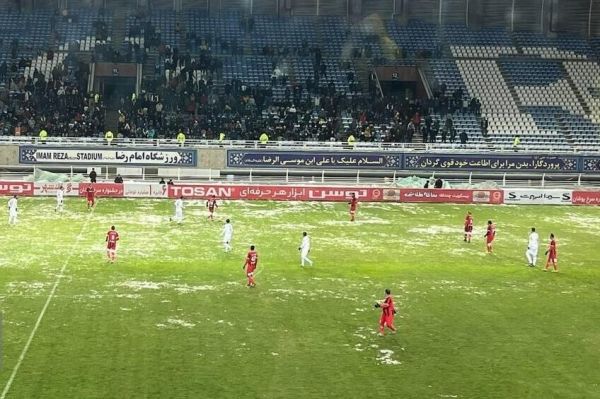 تساوی ستارگان ۹۸ و منتخب خراسان در دیدار خیریه به یاد جانباختگان حادثه معدن طبس