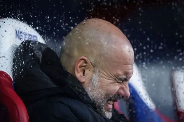 توصیه سرمربی سابق منچسترسیتی به گواردیولا کنار بکش