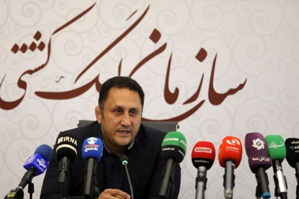 یاری اینکه کشتی فرنگی و آزاد را با هم مقایسه کنیم بسیار اشتباه است