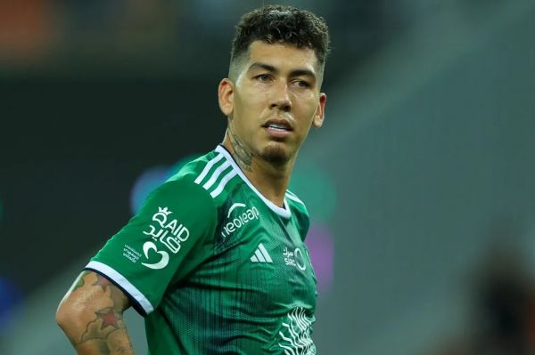 ستاره سابق لیورپول به مورینیو ملحق میشود