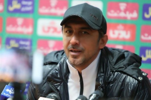  غیبت رحمتی در نشست خبری بعد از شکست هوادار