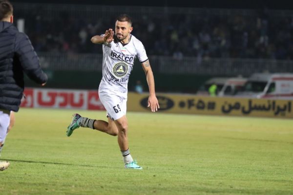 سلامِ محمدامین کاظمیان به بازیکنان تراکتور؛ با گلزنی مقابل استقلال، من هم هستم