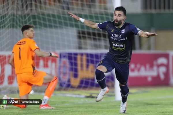  گلزن ناکام چادرملو؛ گل‌هایی که برد نمی‌آورد