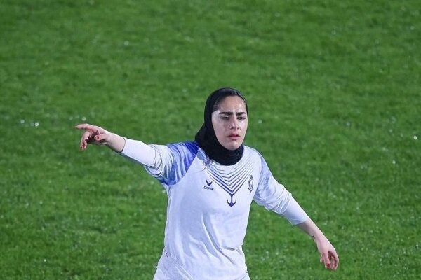 عنبری فوتبال زنان همیشه از داوری آسیب دیده است