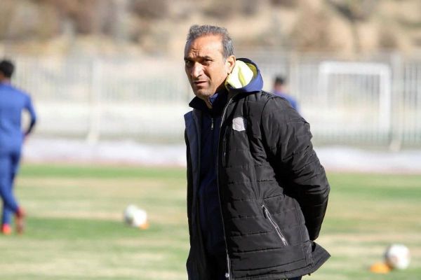  پیشکسوت پرسپولیس  بازیکنان باید ۱۰۰ درصد جریمه شوند؛ پول بیت‌المال حق این‌ها نیست