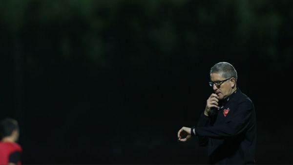 طلسم عجیب؛ مس رفسنجان کار 3 مربی پرسپولیس را تمام کرده است