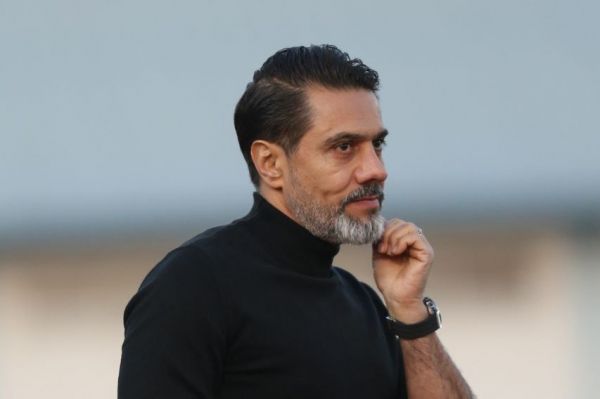  پیروانی  کسی کمکاری می‌کرد حنجره‌اش را درمی‌آوردم