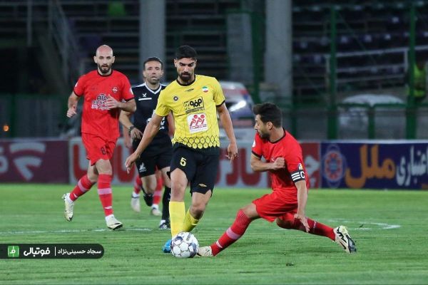  امروز منتظر معرفی قهرمان نیم‌فصل نباشید