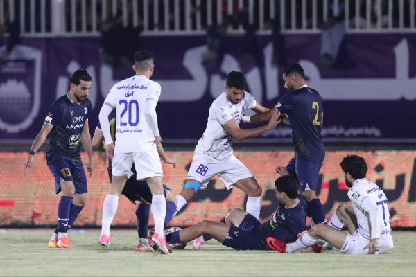 رشیدی استقلال در خط حمله نیاز به جذب بازیکن دارد