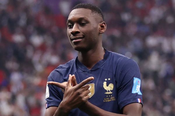 چلسی مشتری جدید مهاجم جداییطلب پاری سن ژرمن