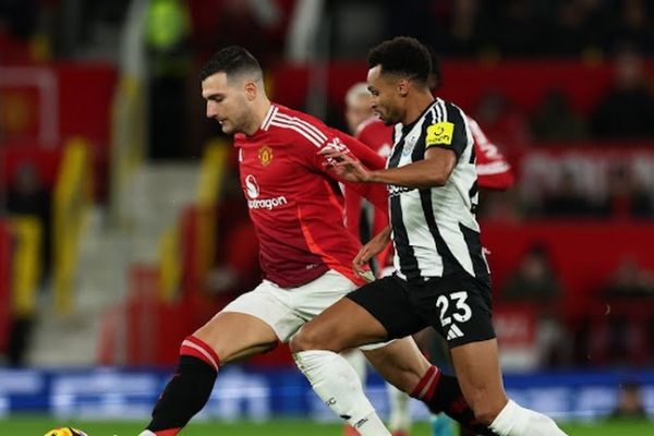 منچستریونایتد با آموریم هم درست نمیشود