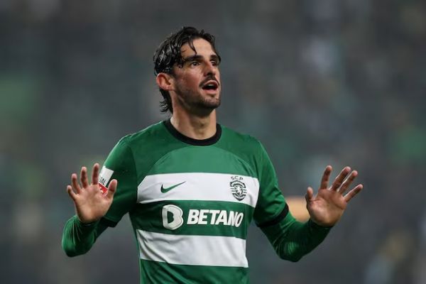 بازیکن سابق بارسلونا، اولین خرید مربی جدید میلان