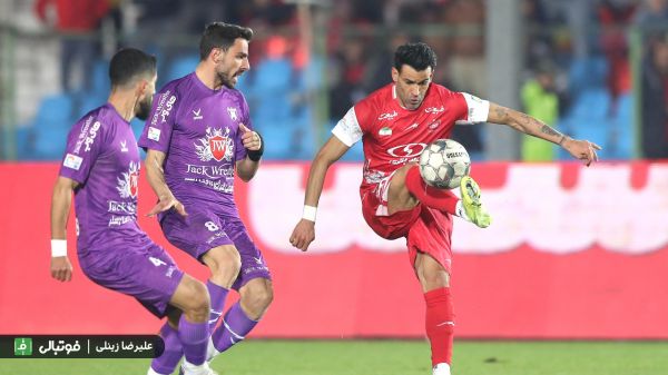  هوادار صفر - پرسپولیس پنج  دار و ندار هوادار به یغما رفت  پرسپولیس با توپ پر، آماده سوپرجام