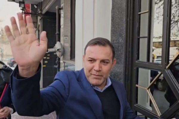  برخلاف اعلام رسمی کمیته اخلاق؛ عزیزی خادم حکم اسدی مقدم را رد کرد