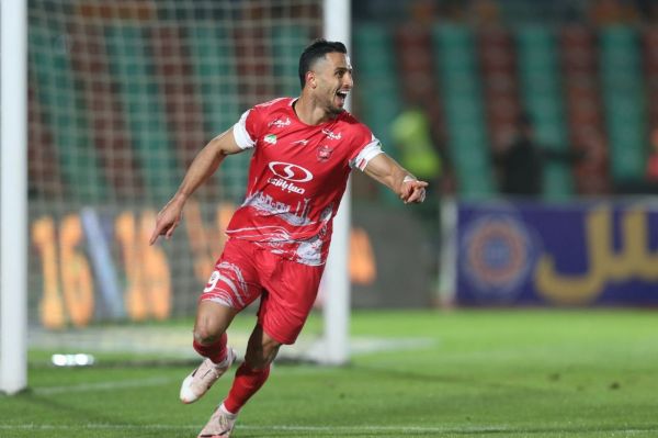 وقتی علیپور با مسی و رونالدو مقایسه شد