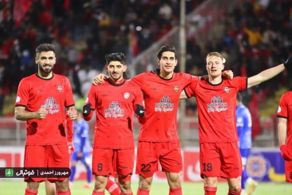  تراکتور بعد از یک دهه قهرمان نیم‌فصل شد