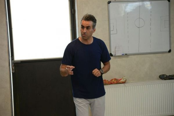 پاسخ دهنوی به شائبه توهین؛نه بیادب بودهام و نه خشونت داشتم