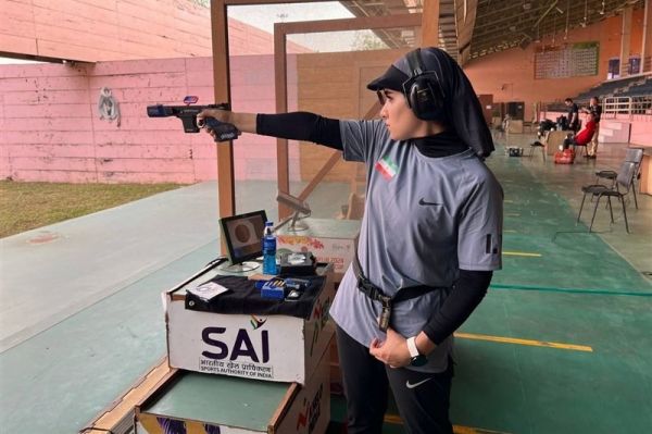 رستمیان مربی و مدیر باشگاه از عملکرد من رضایت داشتند