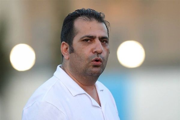 کودتای شبانه از فرانسه؛ علی سامره از سرمربیگری مس کرمان برکنار شد