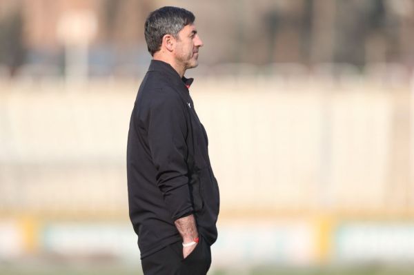 دوراهی عجیب پرسپولیس؛ کریم باقری یا فاریا مسئله این است