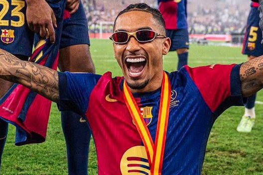 چرا رافینیا مقابل رئال مادرید تعویض شد