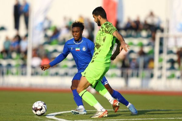 پنجاهوششمین خارجی استقلال از سمرقند آمد