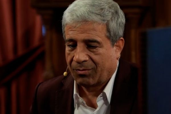  توضیحات برنامه حاشیه‌ساز با حضور هادی عامل