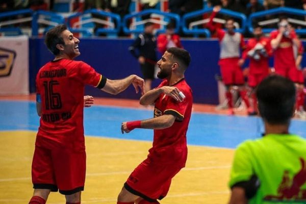  لیگ برتر فوتسال  پیروزی کراپ مقابل فرش آرا