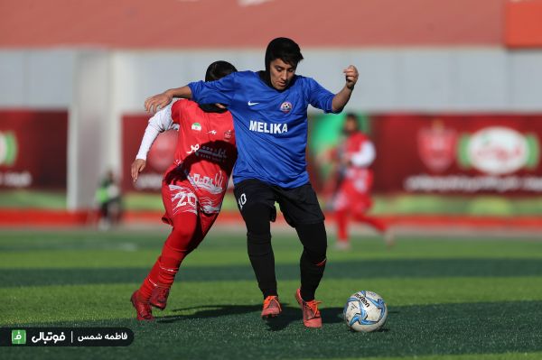 گزارش تصویری اختصاصی دیدار تیمهای فوتبال بانوان پرسپولیس و ایساتیس