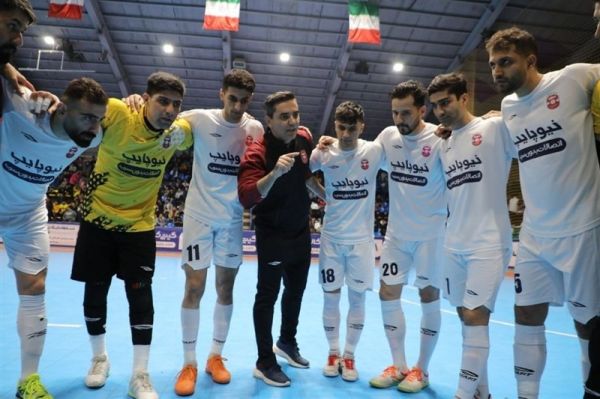 لیگ برتر فوتسال گیتیپسند با شکست مس به قهرمانی نزدیک شد