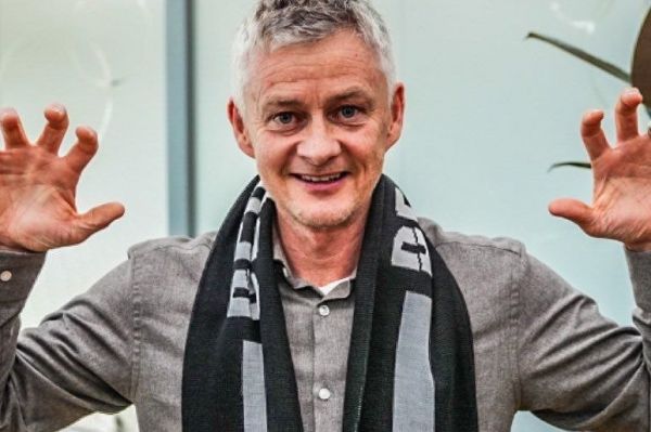 رسمی سرمربی سابق منچستریونایتد، هدایت بشیکتاش را برعهده گرفت