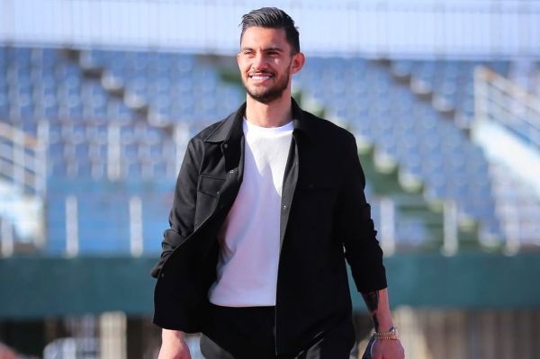 محمدرضا آزادی و قصه استقلالی شدن؛ پولی که در دو قسط پرداخت میشود