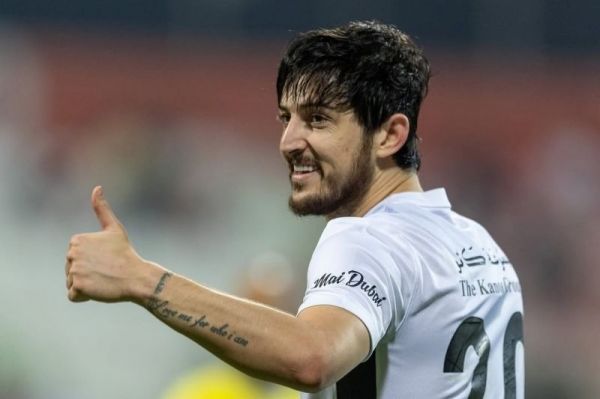 آزمون، گرانترین بازیکن حال حاضر لیگ امارات