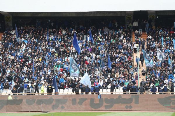  حاشیه عجیب استقلال – شمس آذر؛ بازار سرقت گوشی در آزادی داغ بود