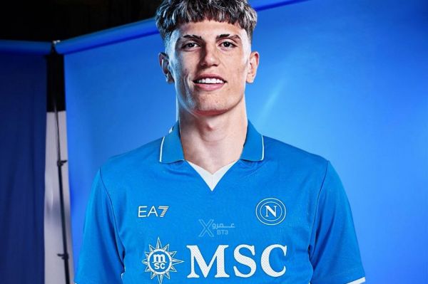  ادامه رقابت چلسی و ناپولی برای جذب ستاره منچستریونایتد