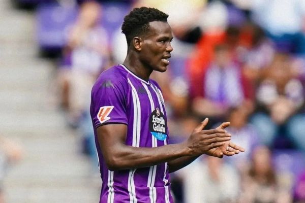 باشگاه اسپانیایی از منچسترسیتی شکایت میکند