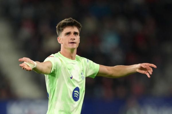 مخالفت بارسلونا با جدایی مهاجم نیمکتنشین